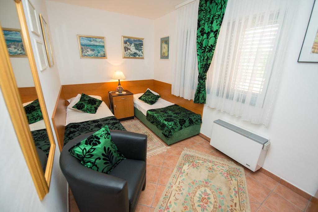 Apartments Marija Near Center Vodice Exteriör bild