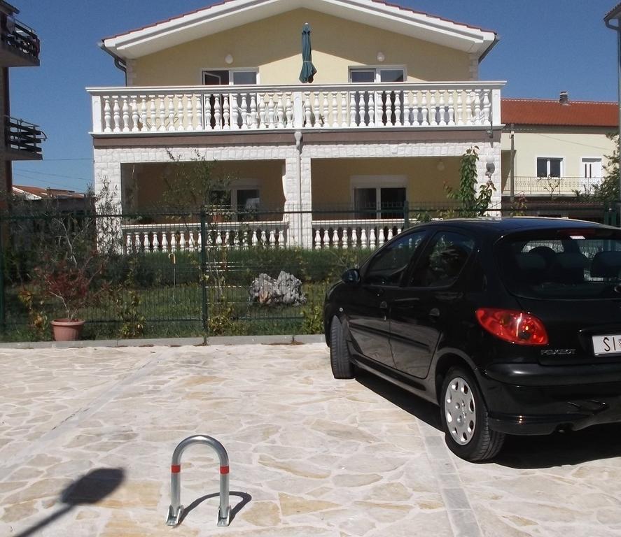 Apartments Marija Near Center Vodice Exteriör bild