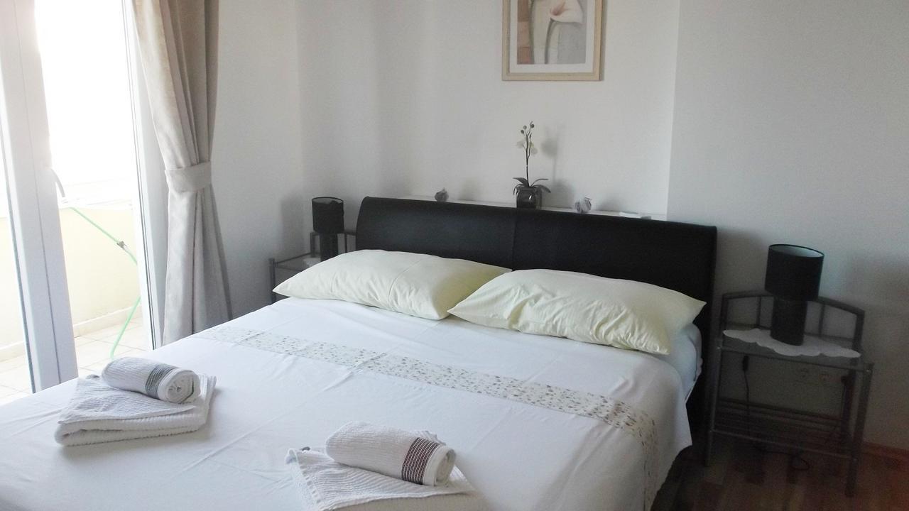 Apartments Marija Near Center Vodice Rum bild