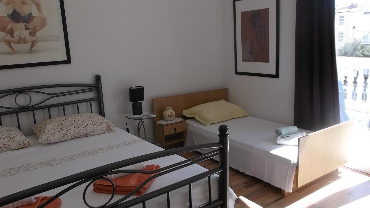 Apartments Marija Near Center Vodice Rum bild